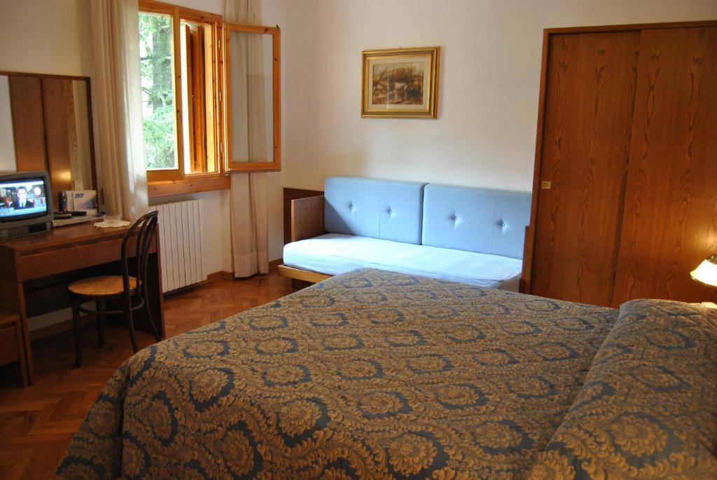 Hotel Archimede Reggello Rum bild