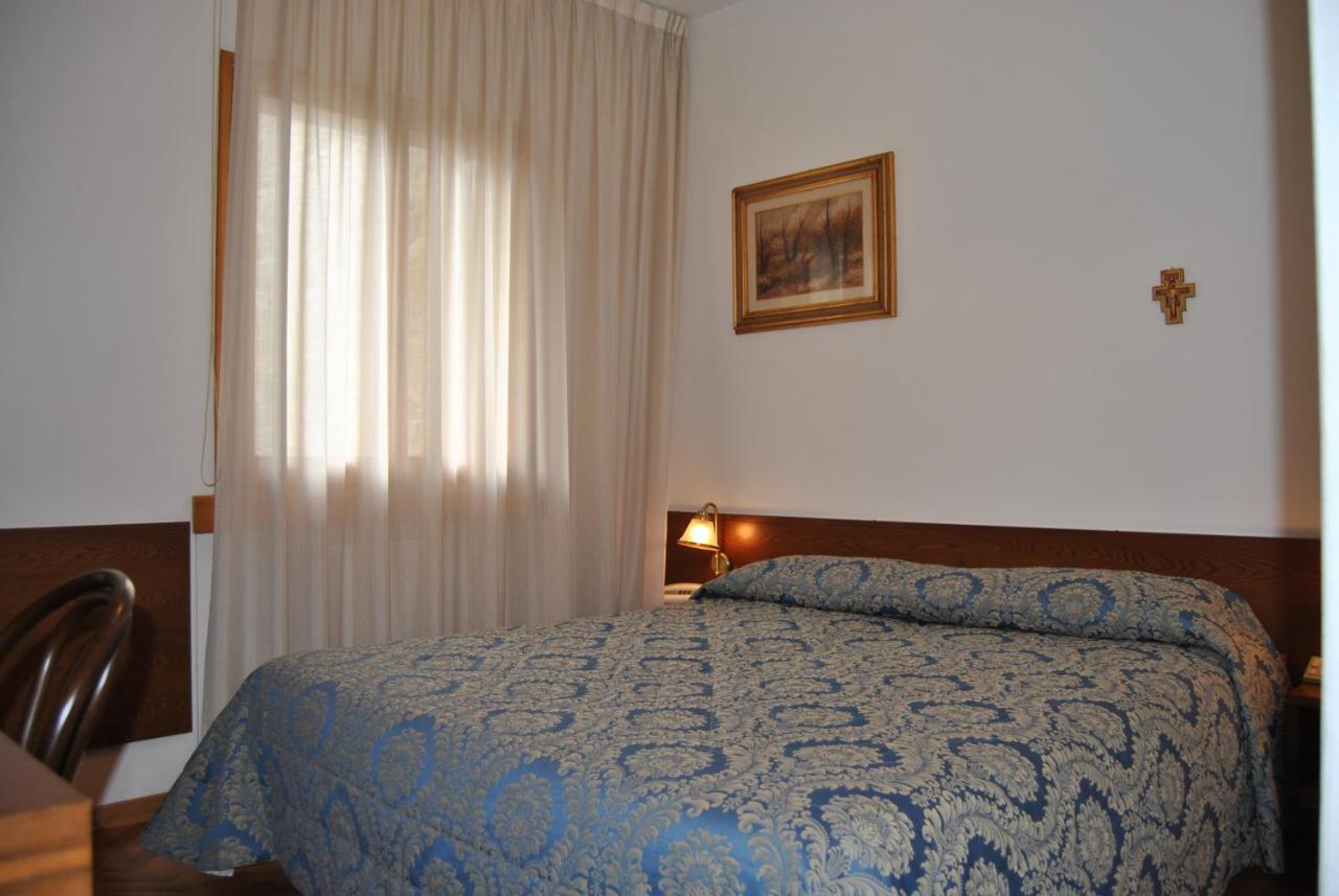 Hotel Archimede Reggello Rum bild
